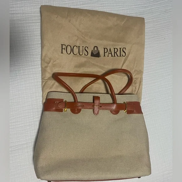 Stunning FOCUS PARIS Handbag - Picture 4 of 10